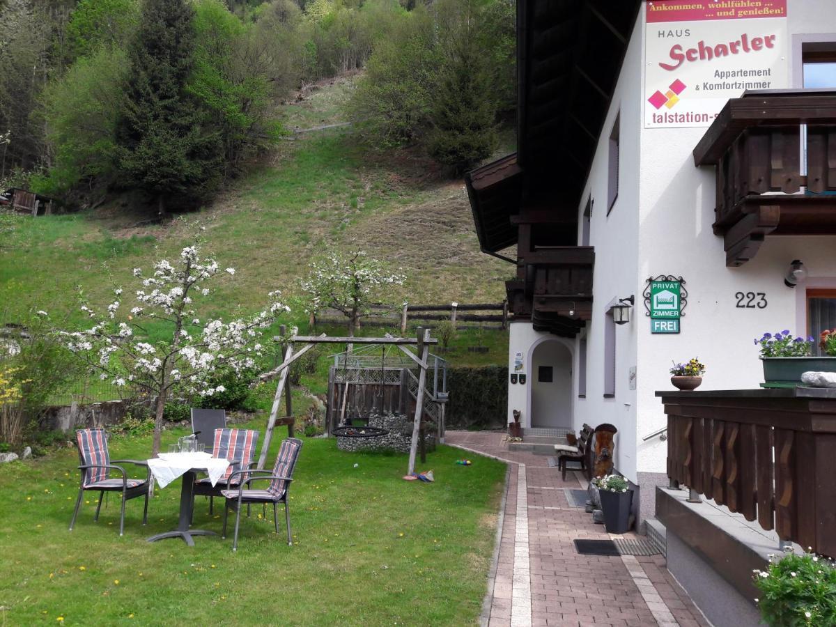ホテル Haus Scharler, Talstation Neukirchen am Großvenediger エクステリア 写真
