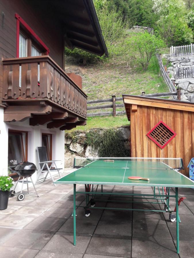 ホテル Haus Scharler, Talstation Neukirchen am Großvenediger エクステリア 写真