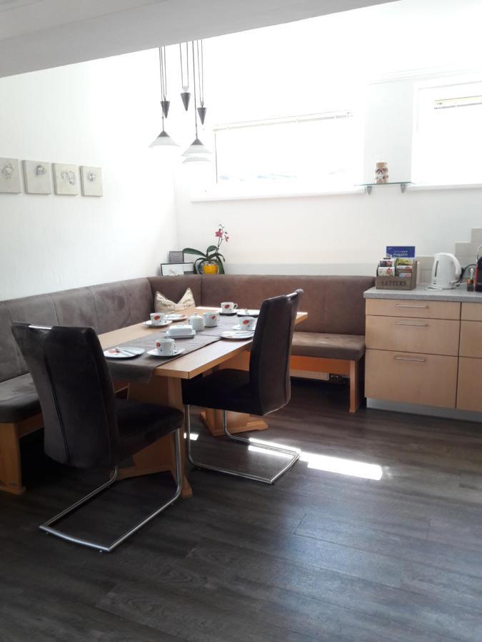 ホテル Haus Scharler, Talstation Neukirchen am Großvenediger エクステリア 写真