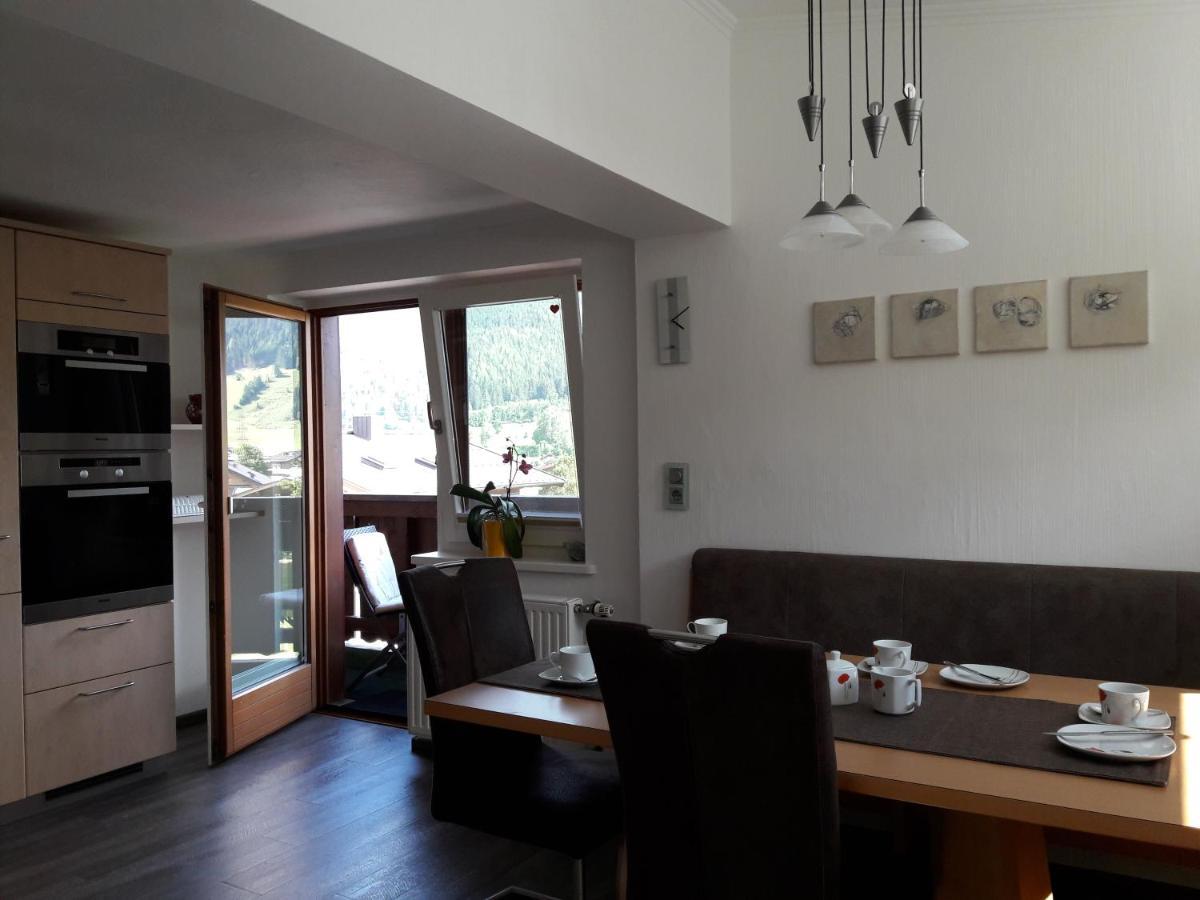 ホテル Haus Scharler, Talstation Neukirchen am Großvenediger エクステリア 写真