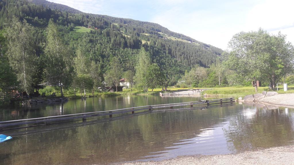 ホテル Haus Scharler, Talstation Neukirchen am Großvenediger エクステリア 写真